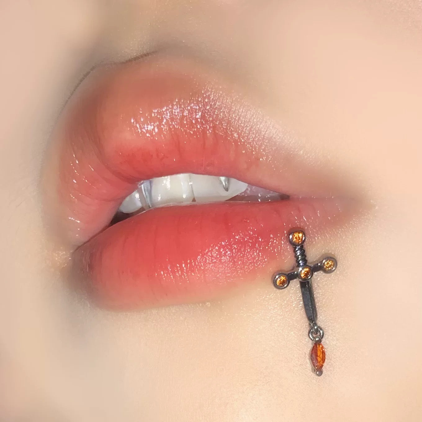 Crimson Dagger Lip Stud