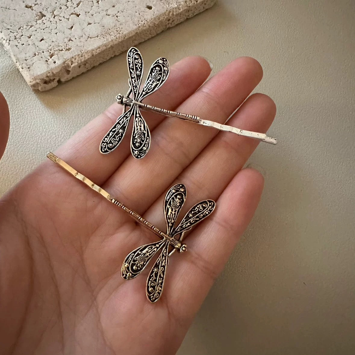 Twilight Dragonfly Hair Clips – Rera display picture 3