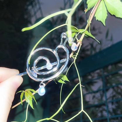 Halo Snail Hair Clip