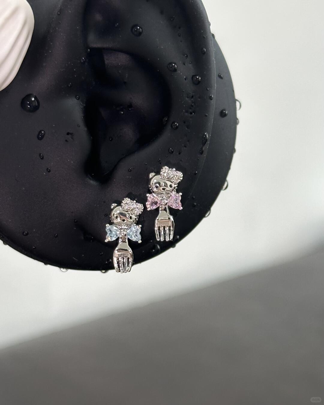 H Kitty Fork Earrings