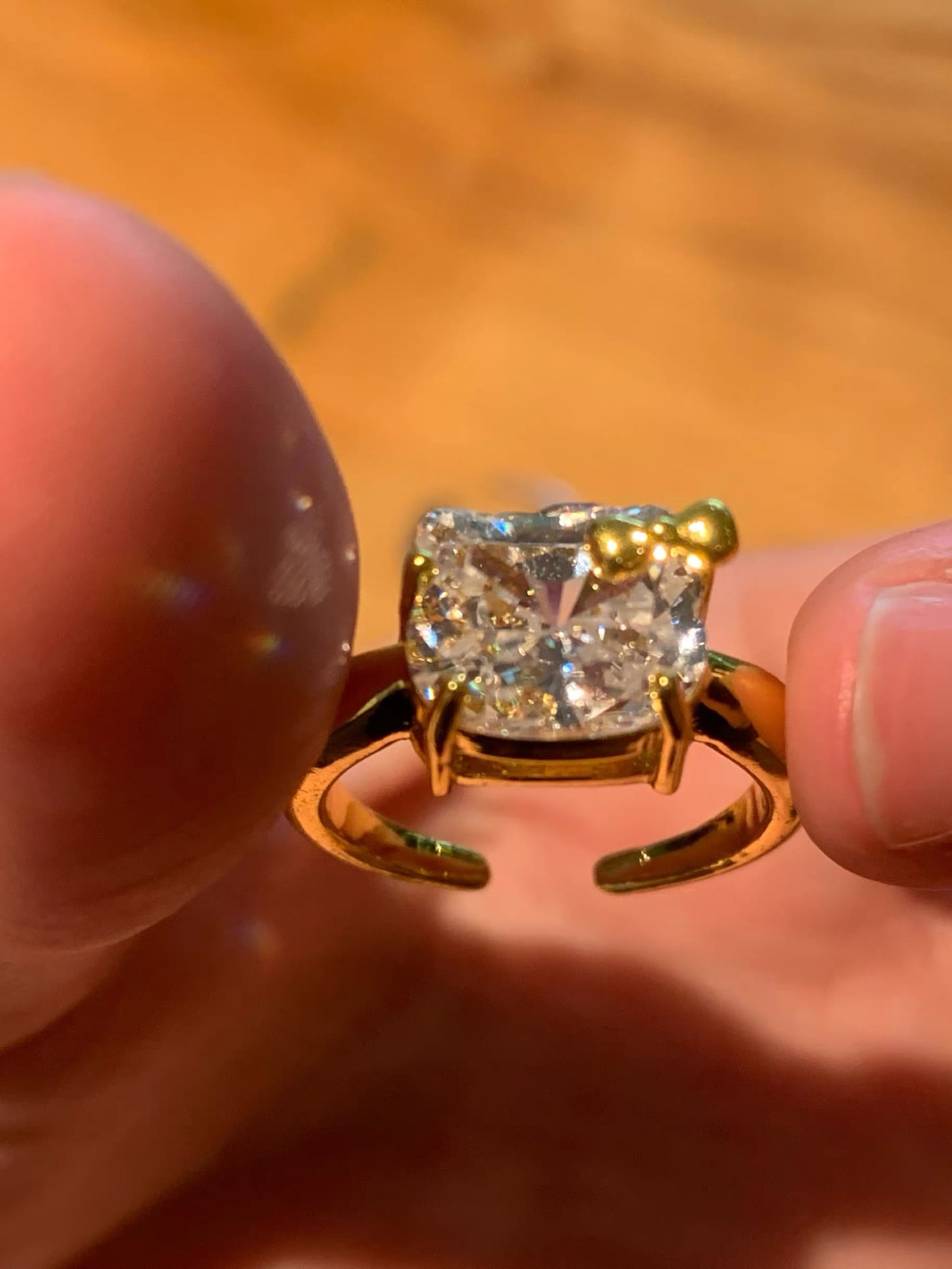 Matching Kitty Glitz Adjustable Rings & Earrings Set