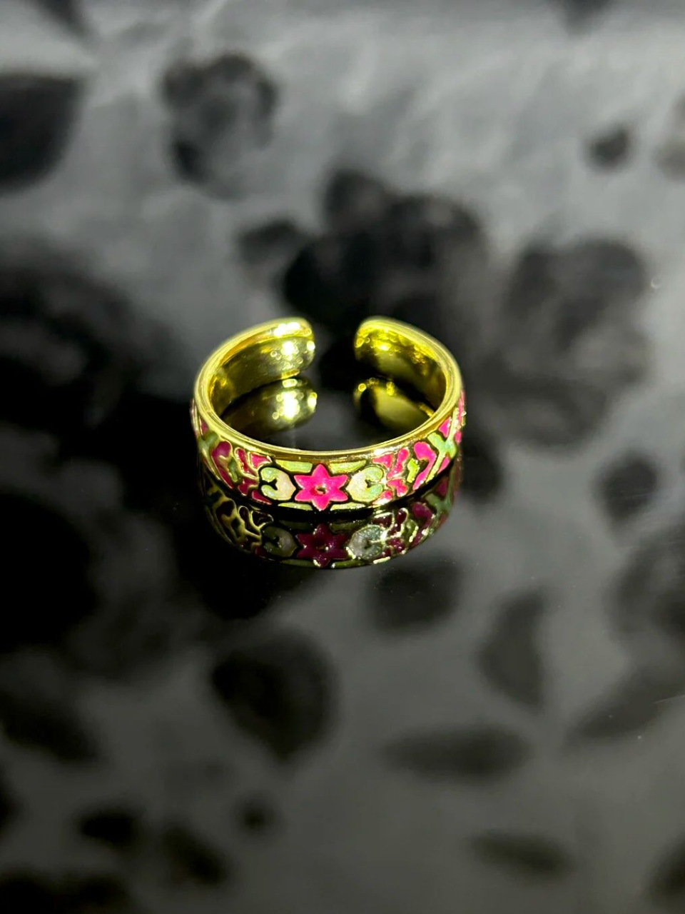 Emerald Isle Floral Open Ring