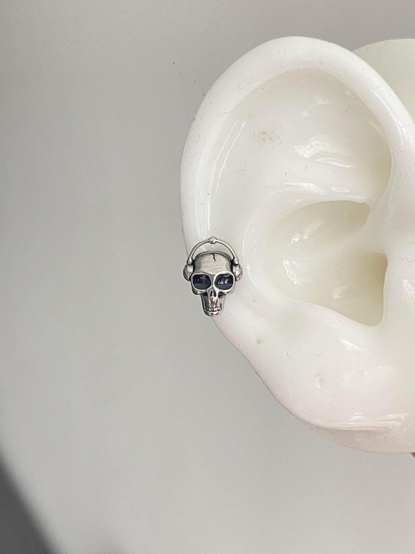 Skull Vibes Helix Earrings