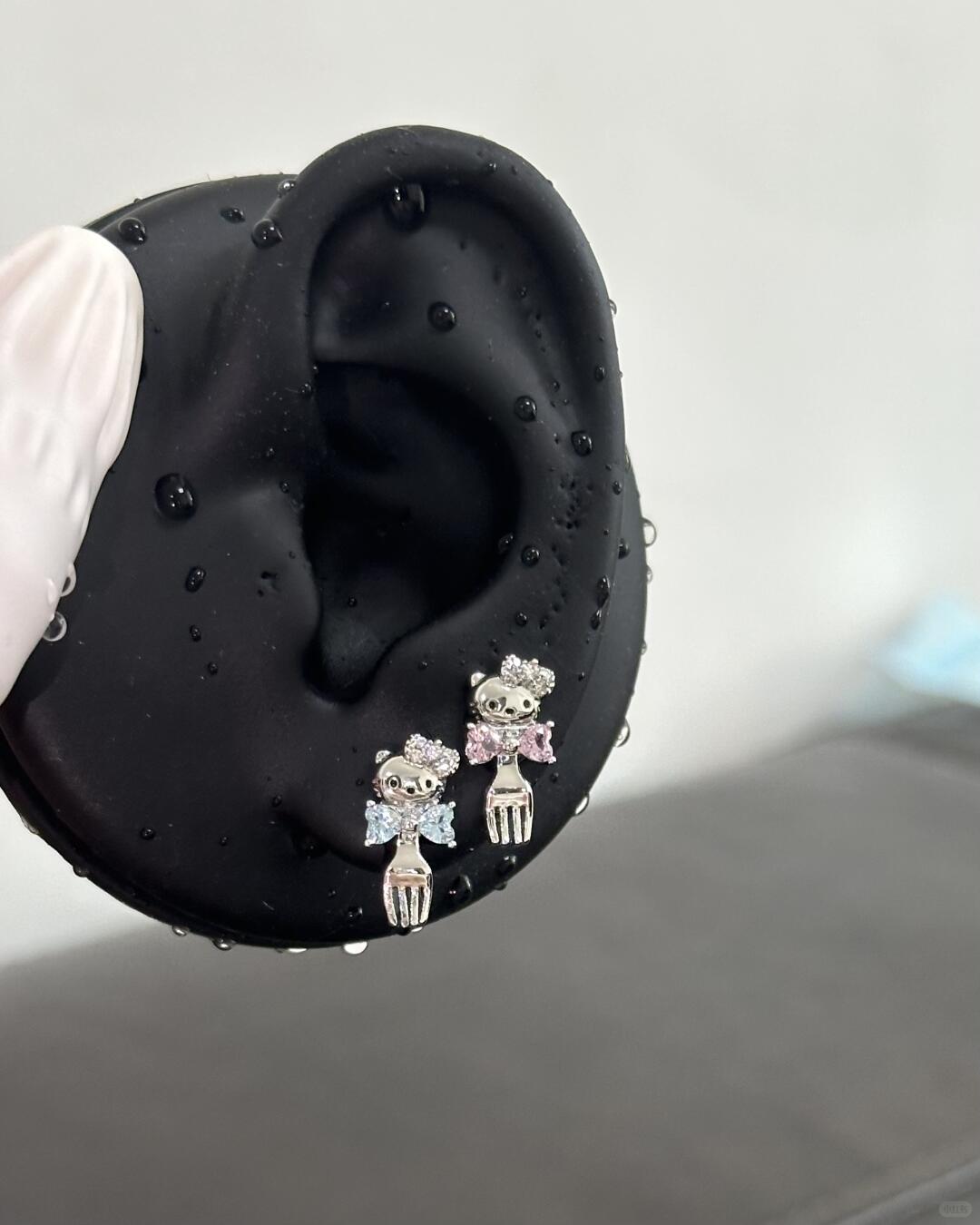 H Kitty Fork Earrings