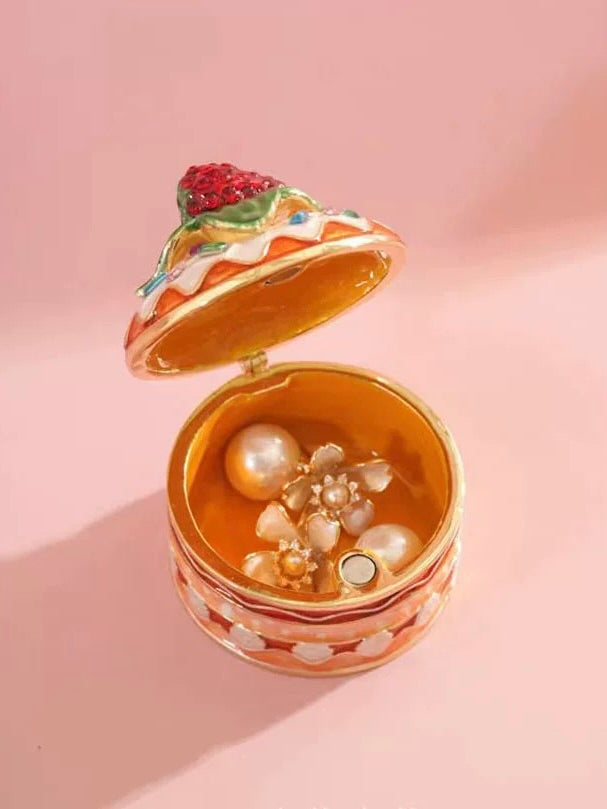 Strawberry Velvet Cake Jewelry Box