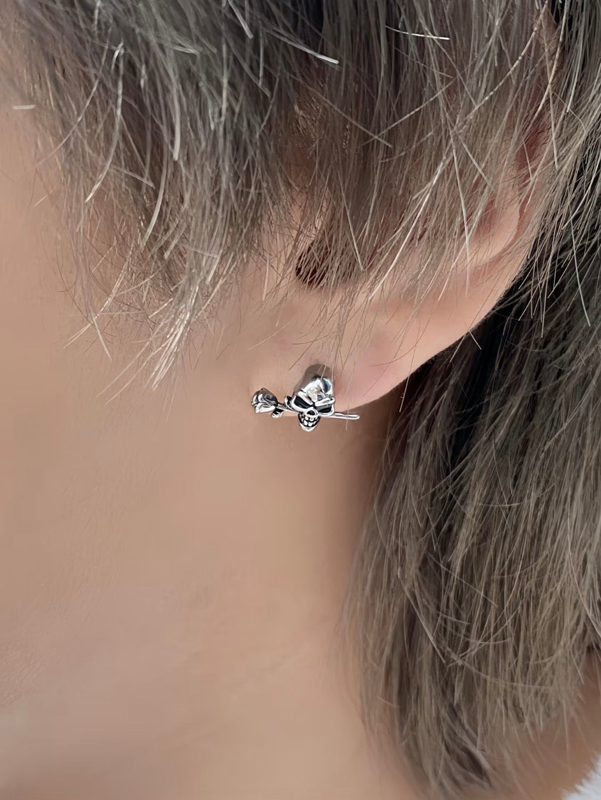 Rosy Skull Earrings
