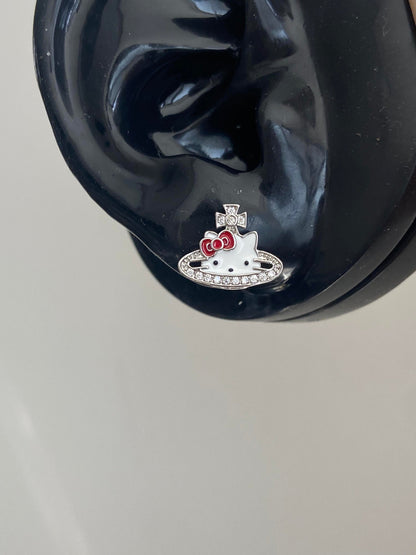 Kitty Saturn Emblem Helix Earrings