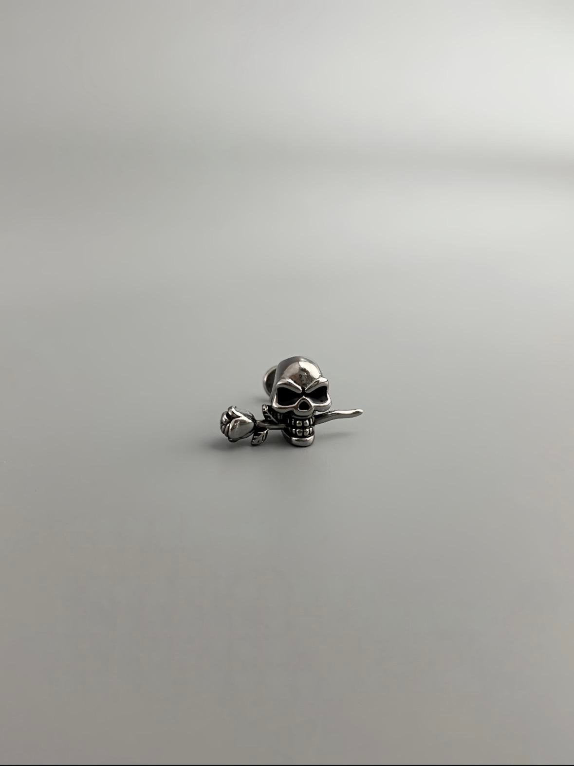 Rosy Skull Earrings