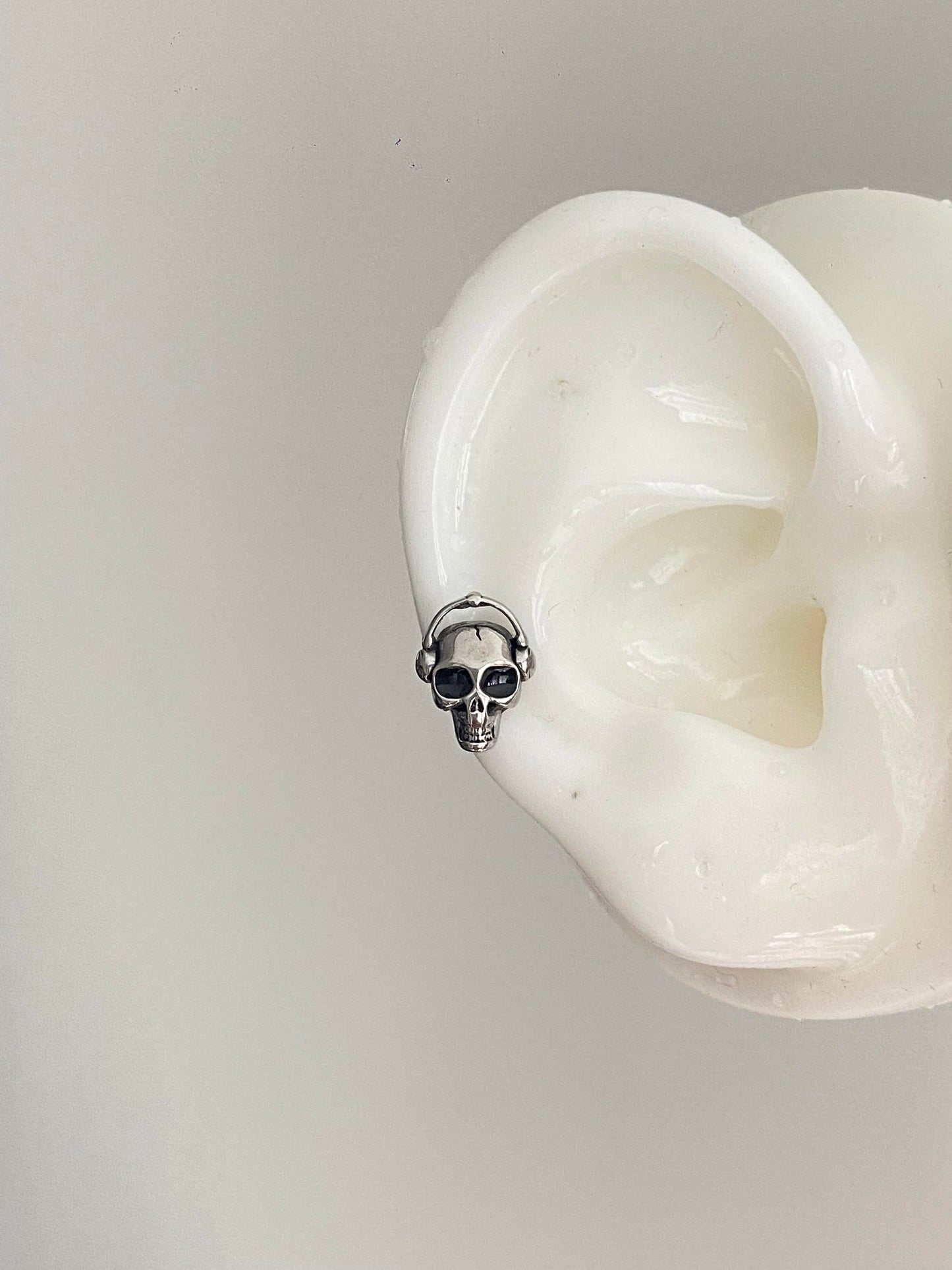 Skull Vibes Helix Earrings