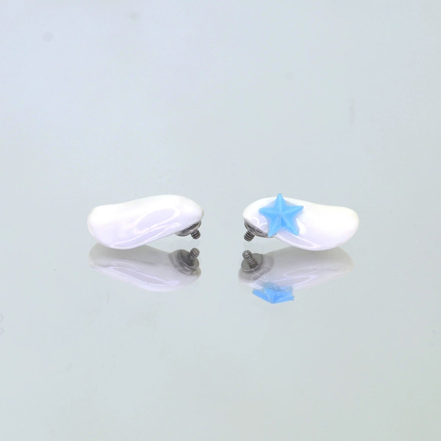 Cinna~moroll Charm Duo Vertical Helix Earrings