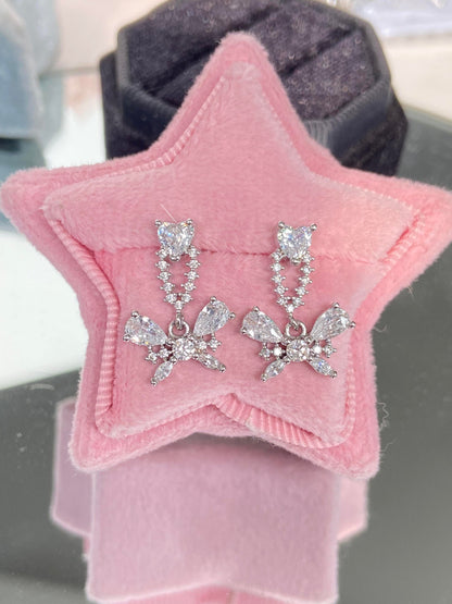 Heart Strings Helix Earrings