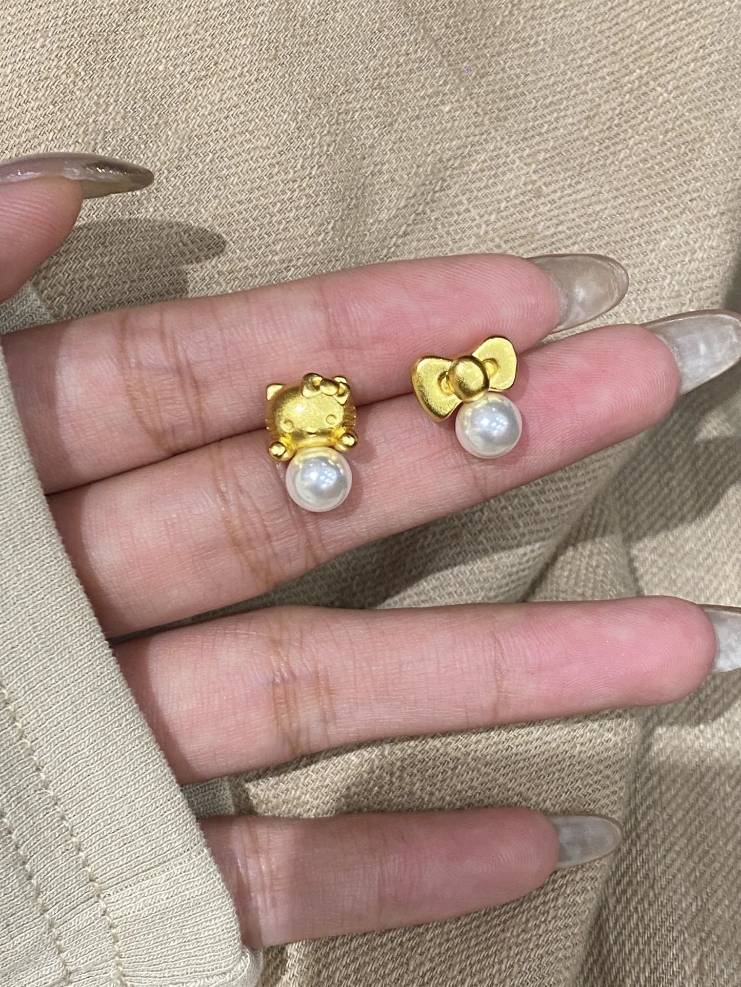 Gold H-Kitty Pearl Charms Earrings