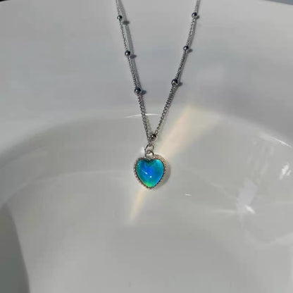 Temperature Reactive Colour Changing Heart Necklace