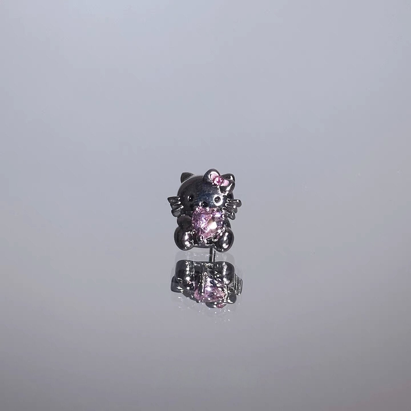 Heart Hug H-Kitty Earrings