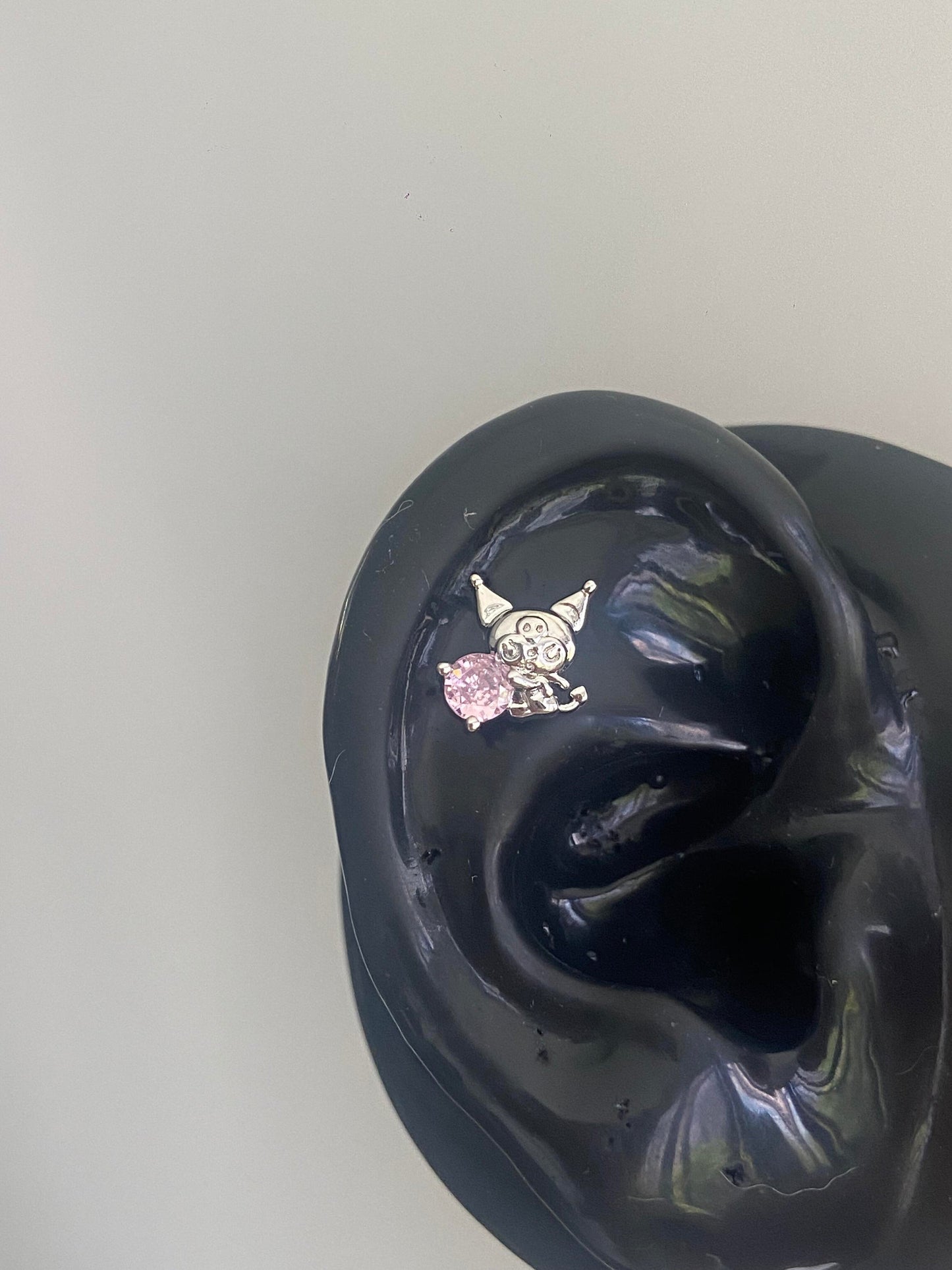 Ku-romi Helix Earrings