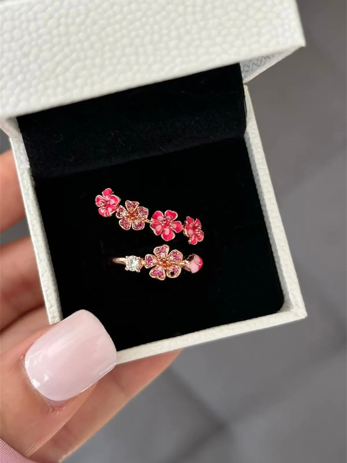 Sakura blossom ring