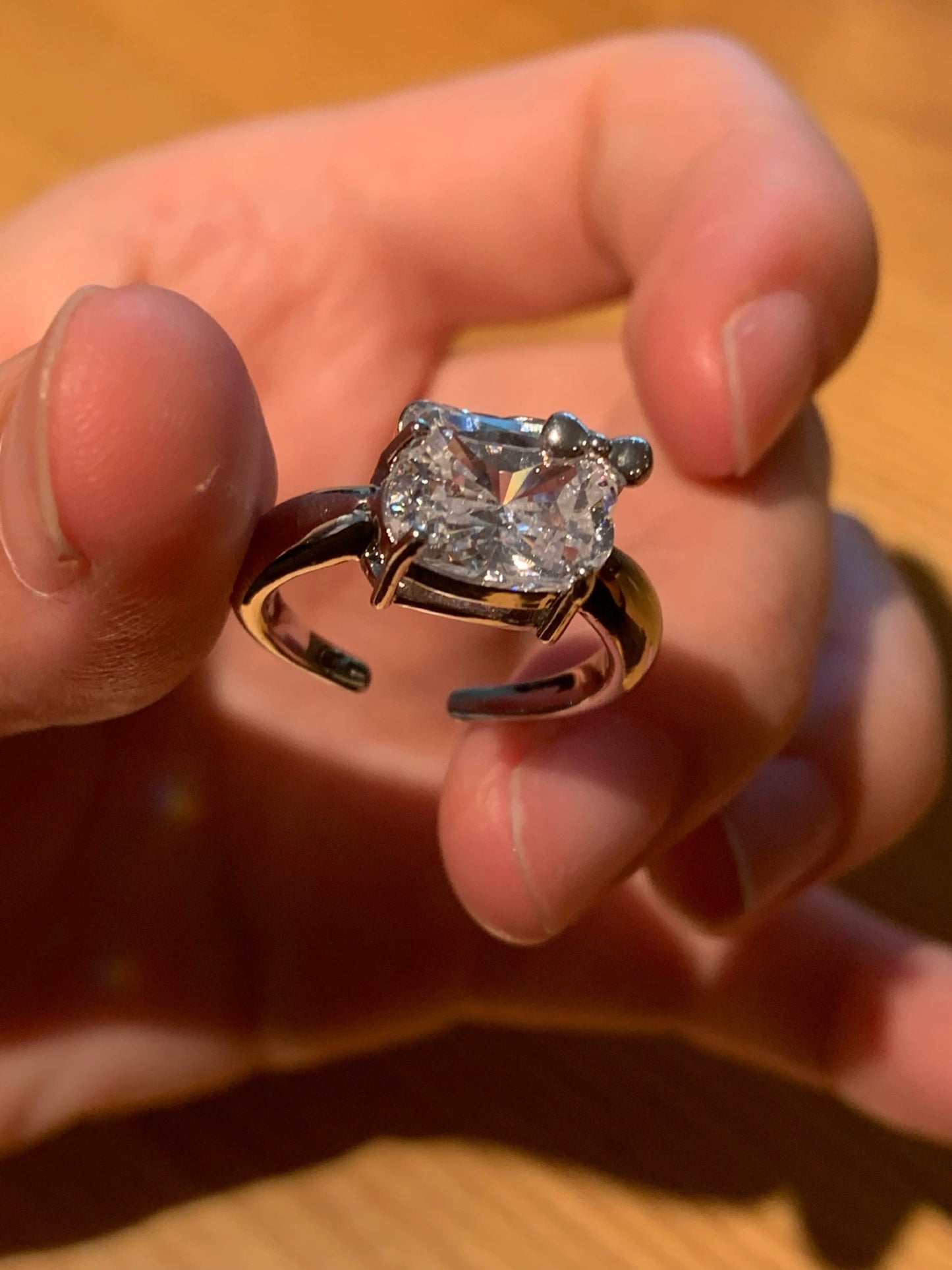 Matching Kitty Glitz Adjustable Rings & Earrings Set