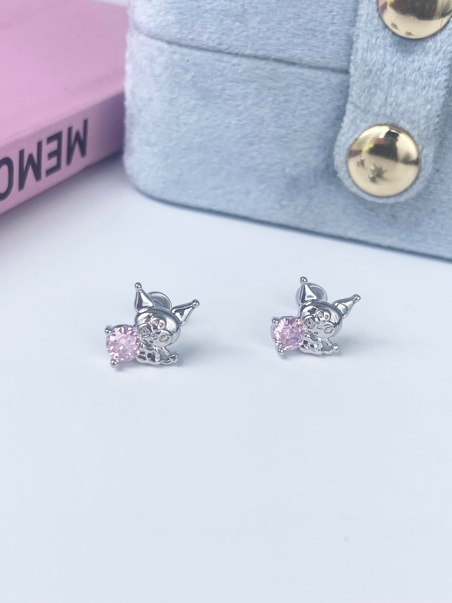 Ku-romi Helix Earrings