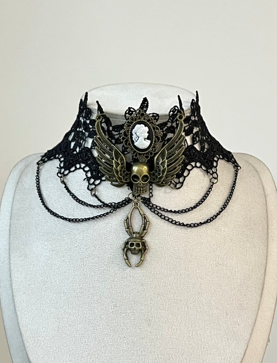 Victorian Gothic Choke