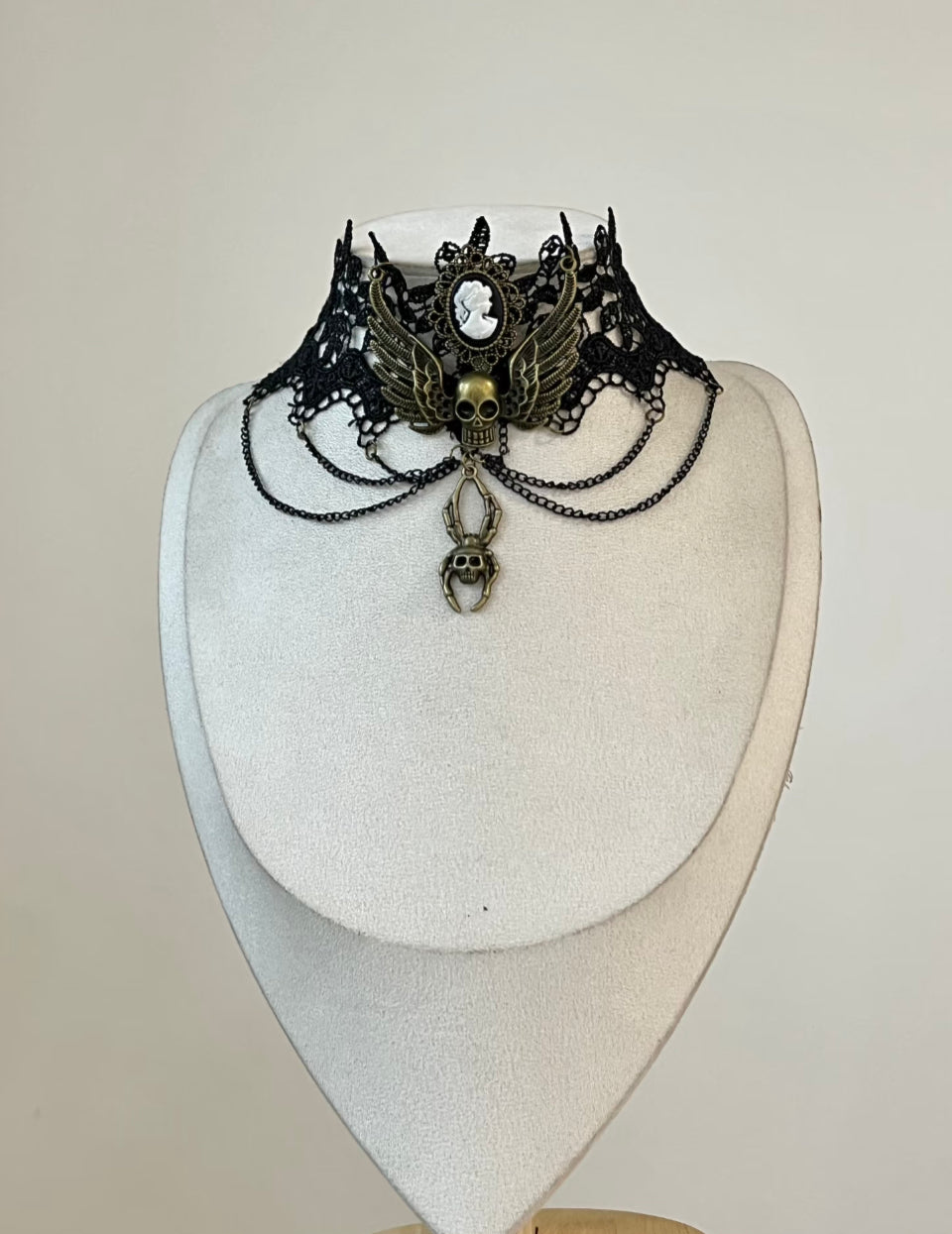 Victorian Gothic Choke