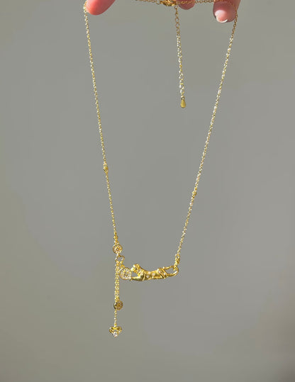 Gold Dreamer Necklace