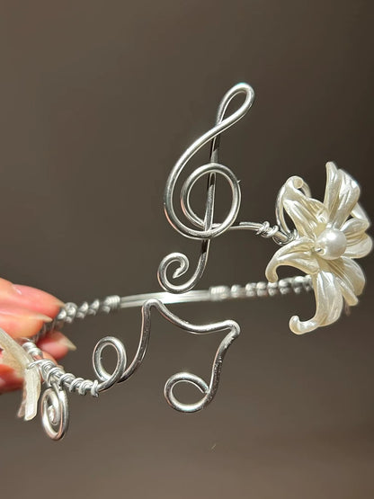 Silver Melody Wings Arm Cuff
