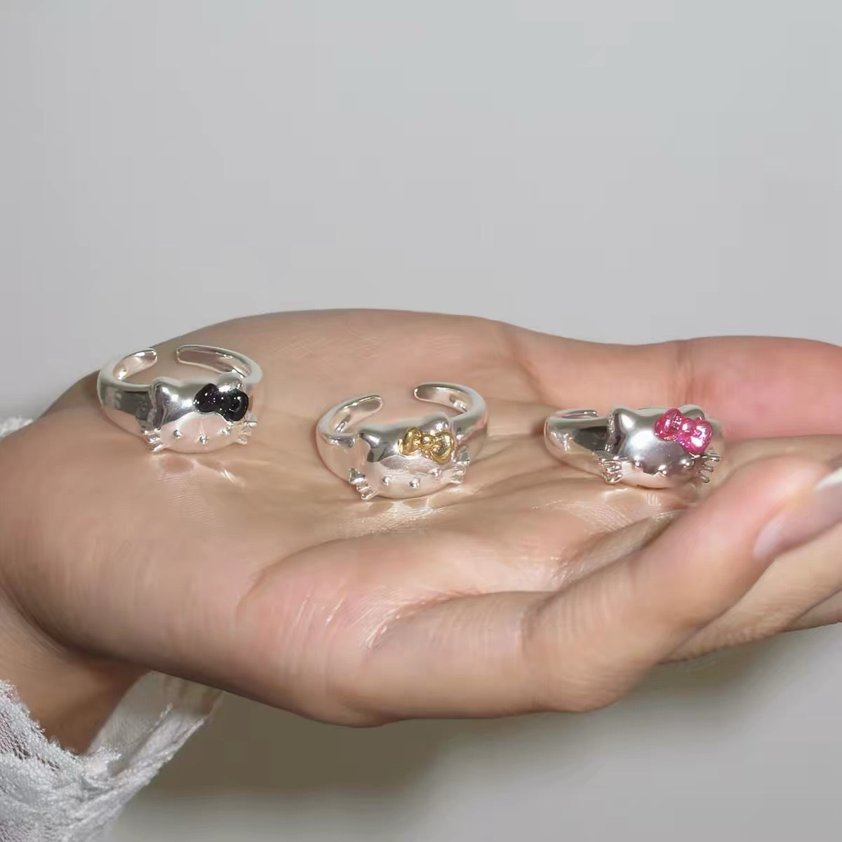 Silver Hello Kitty Ring