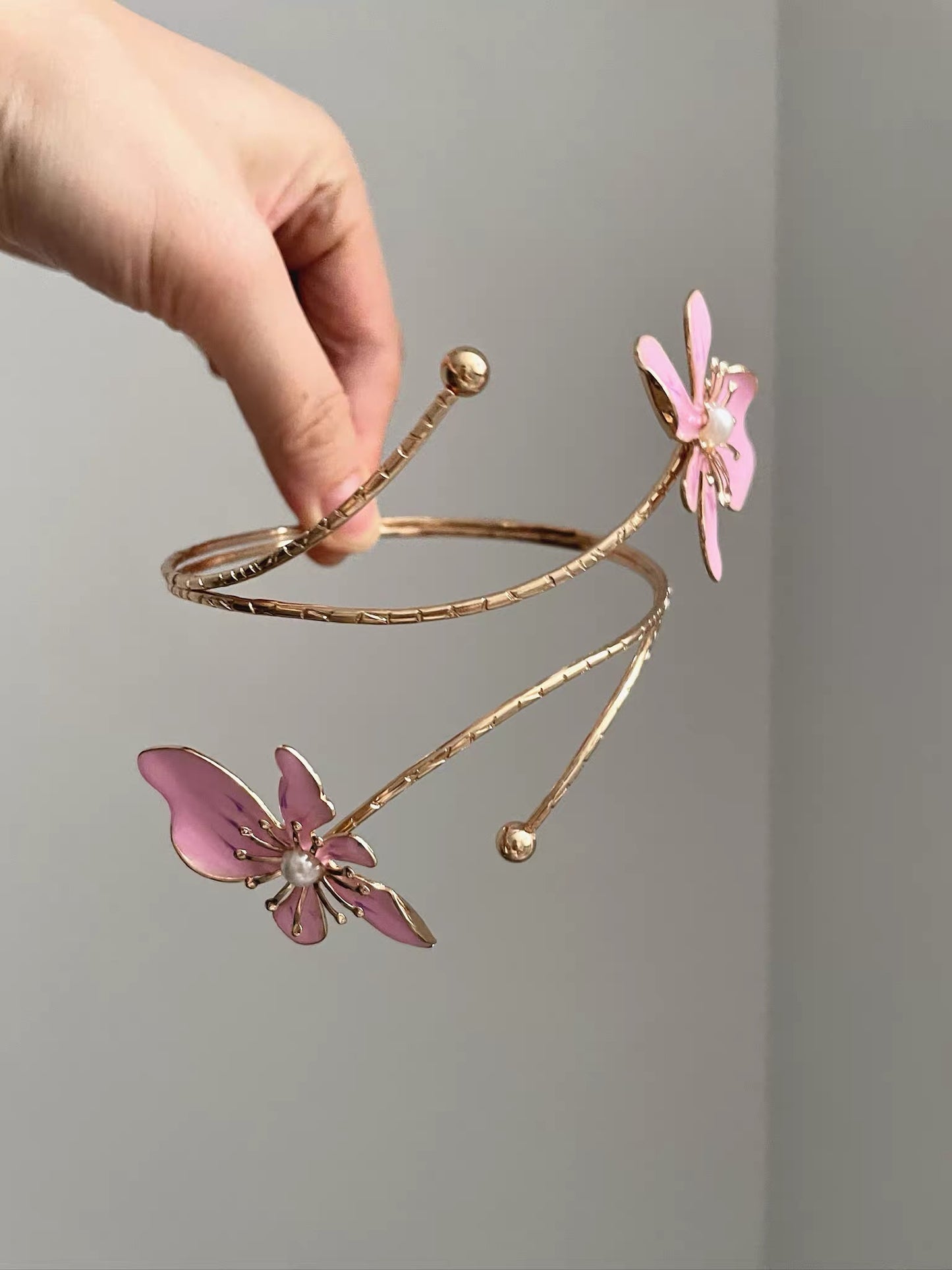 Gold Pink Flower Pearl Arm Puffs