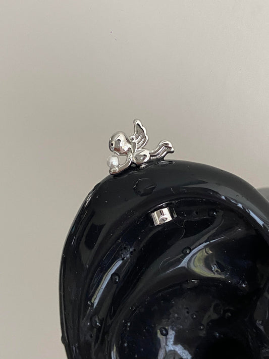 Silver Angel Pearl Vertical Helix Earring