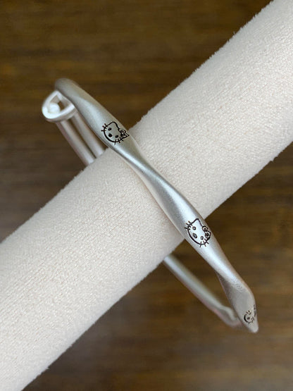 Hello Kitty Bow Bangle