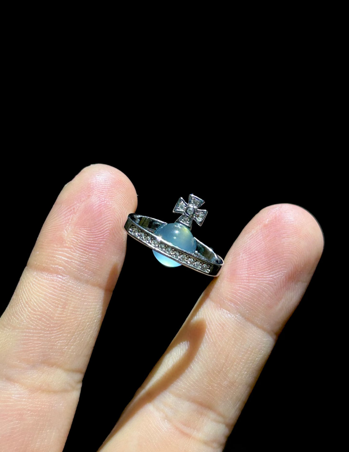 Glowing Signet Orb Ring