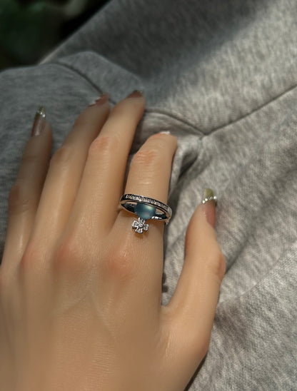 Glowing Signet Orb Ring