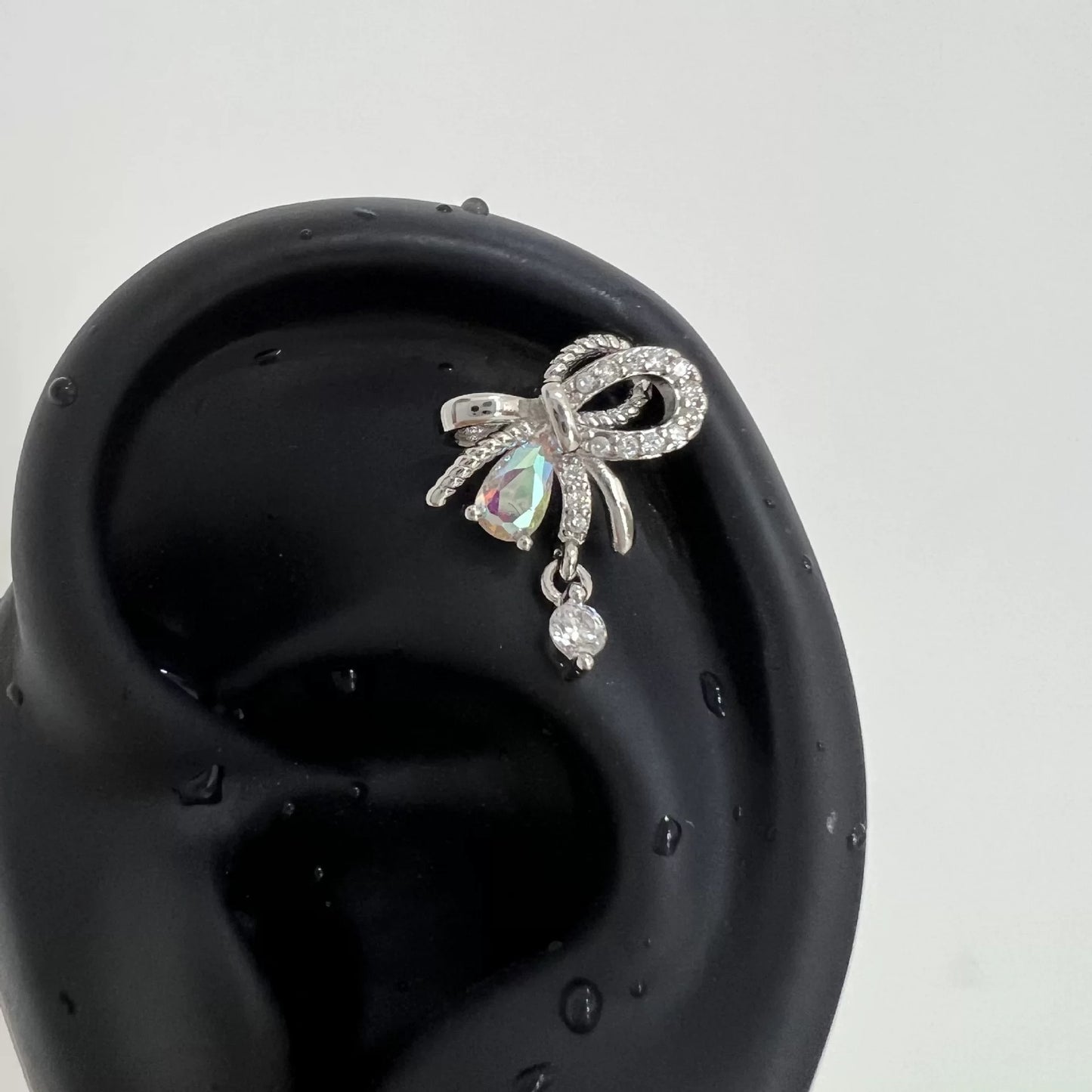 Iridescent Crystal Bow Helix Piercing