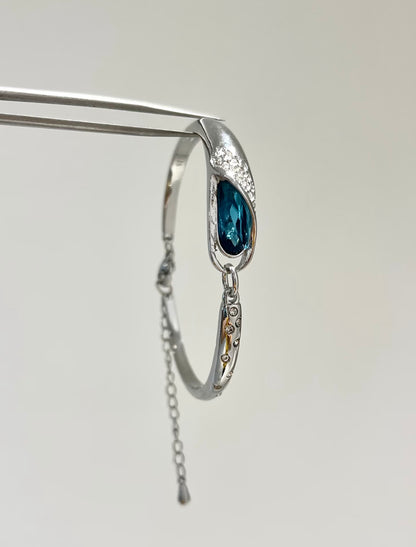Deep Sea Teardrop Bracelet