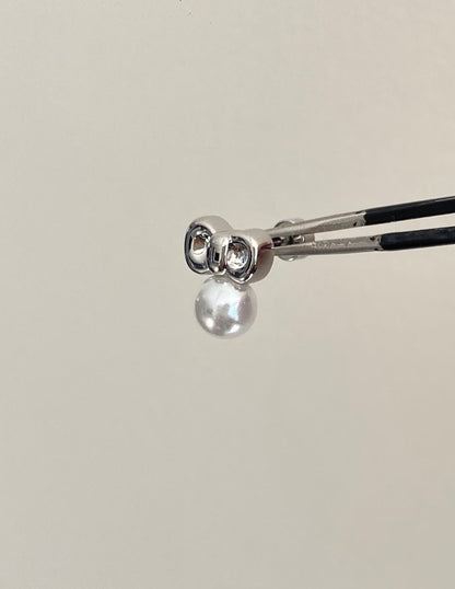 Pearl Kitty Bow Helix Earrings