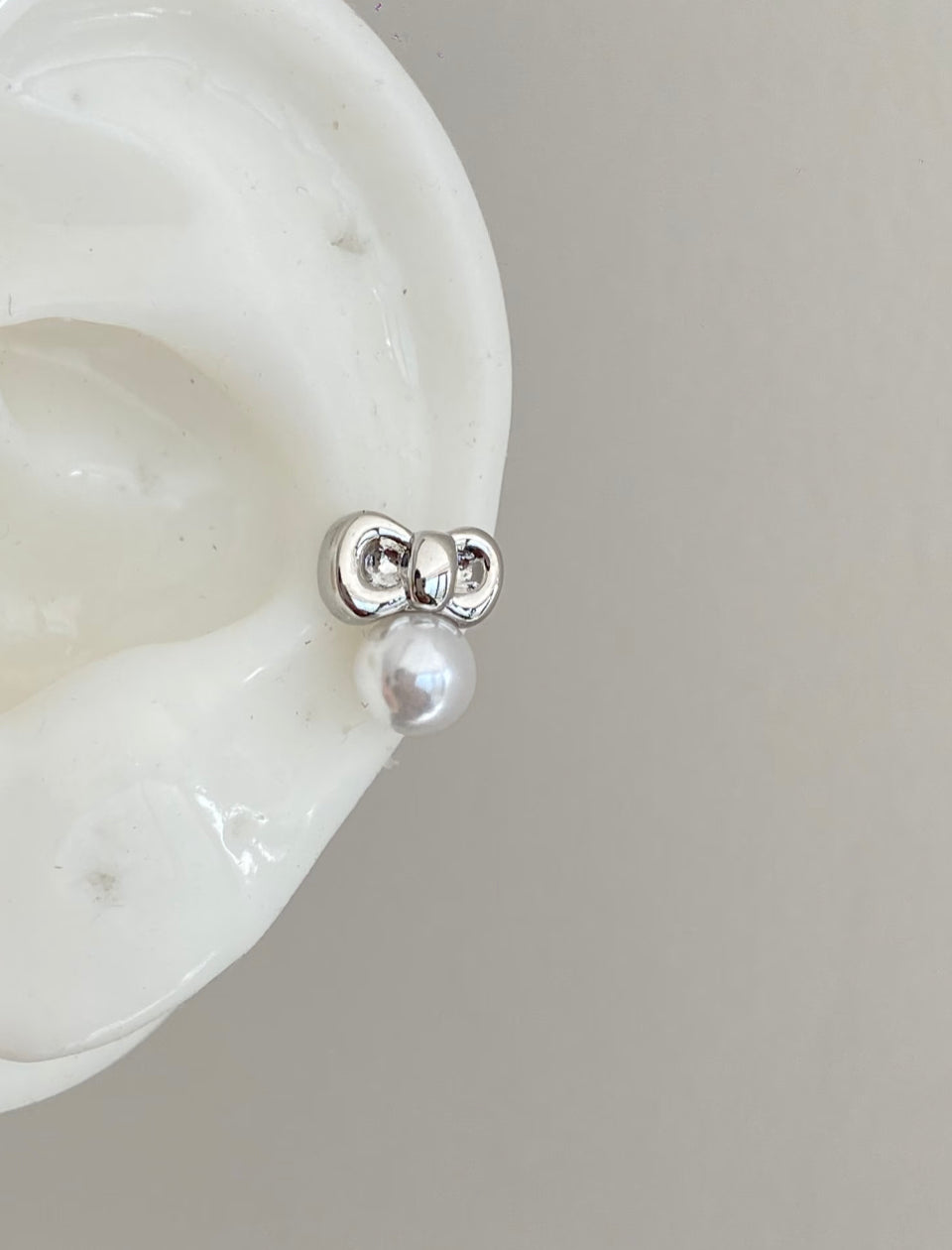 Pearl Kitty Bow Helix Earrings