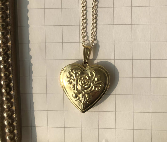 Rose Heart Gold Locket Necklace
