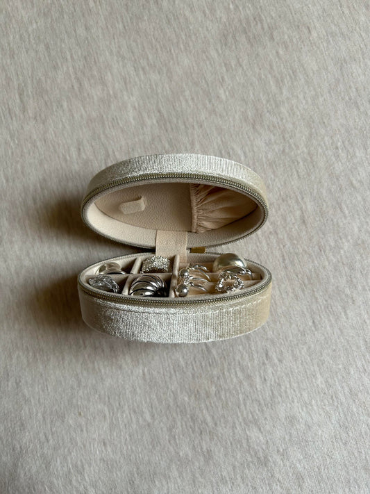 Cloudline Oval Velvet Jewelry Box