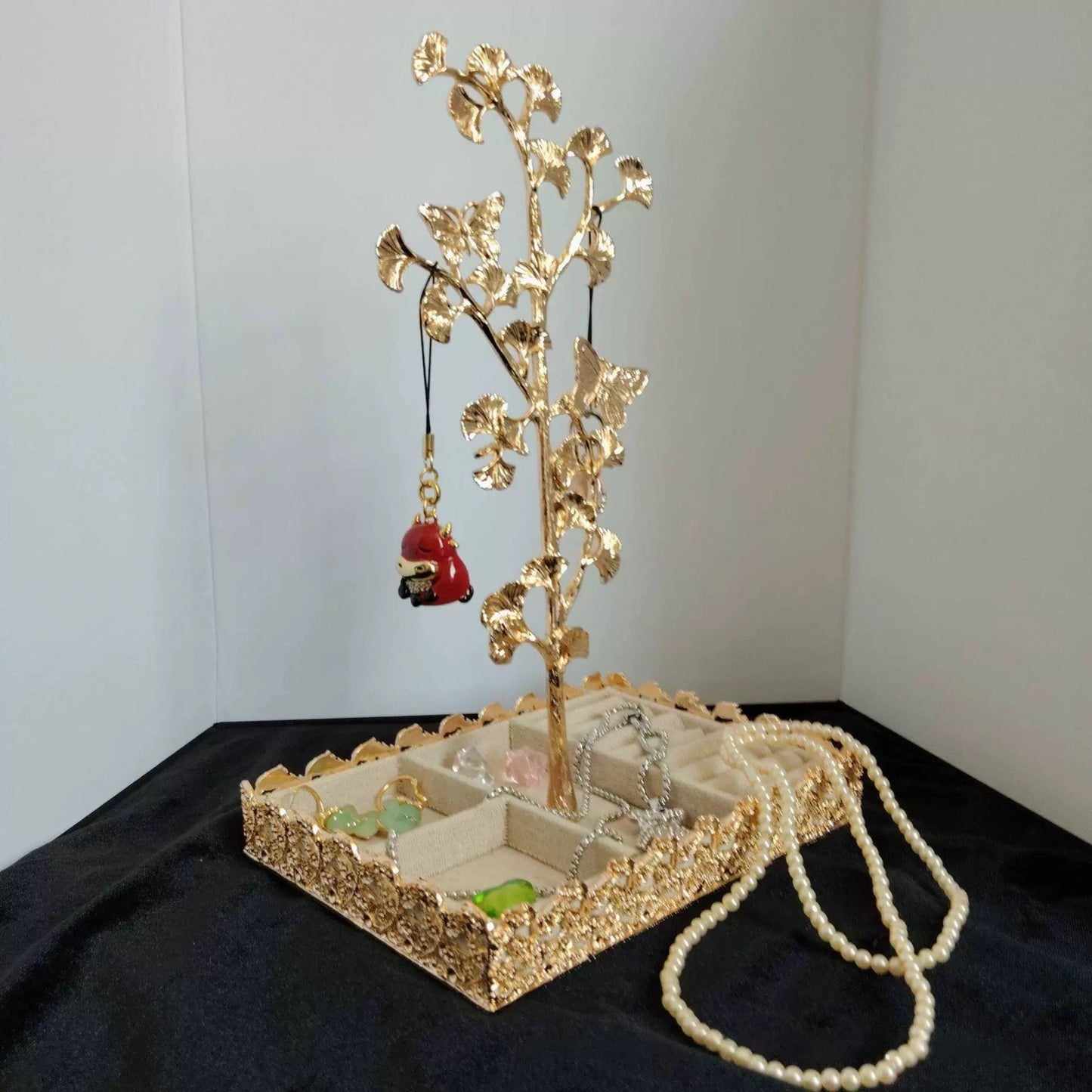 Golden Ginkgo Jewelry Organizer