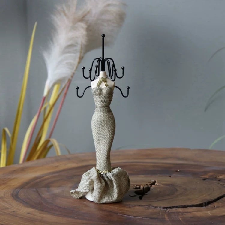 The Burlap Belle Jewelry Stand