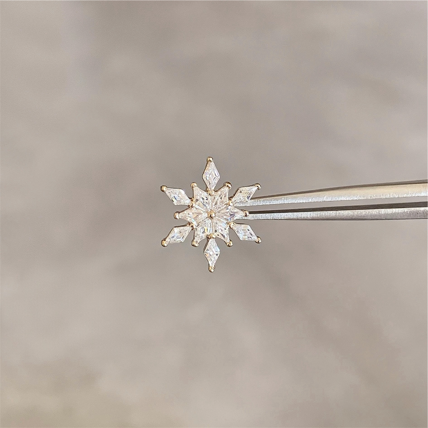 Gold Snowflake Helix Stud