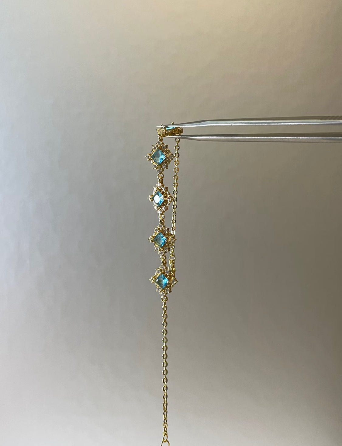 Aquamarine-Colored Stones Bracelet
