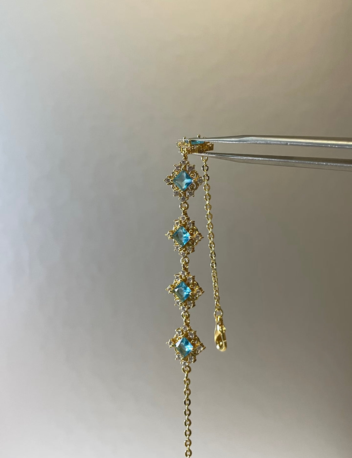 Aquamarine-Colored Stones Bracelet