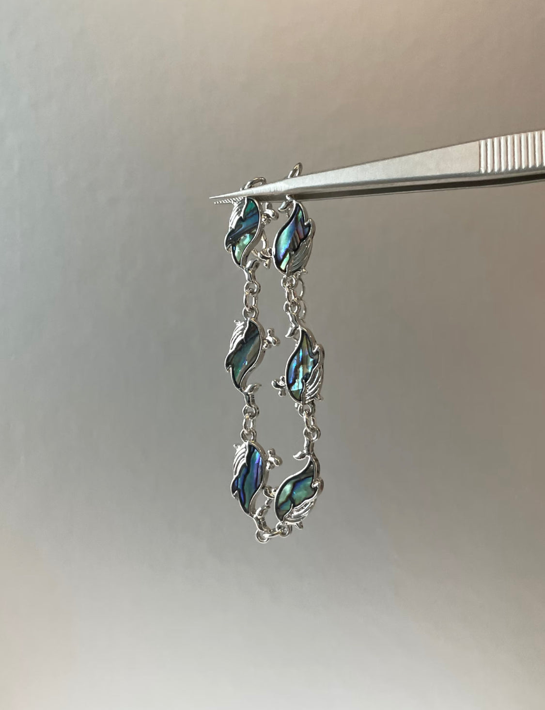 Iridescent Whale Link