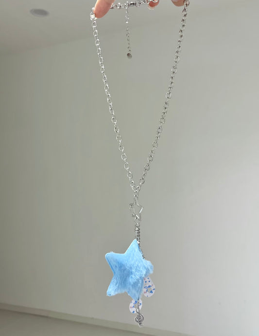 Dreamy Guitar Star Necklace
