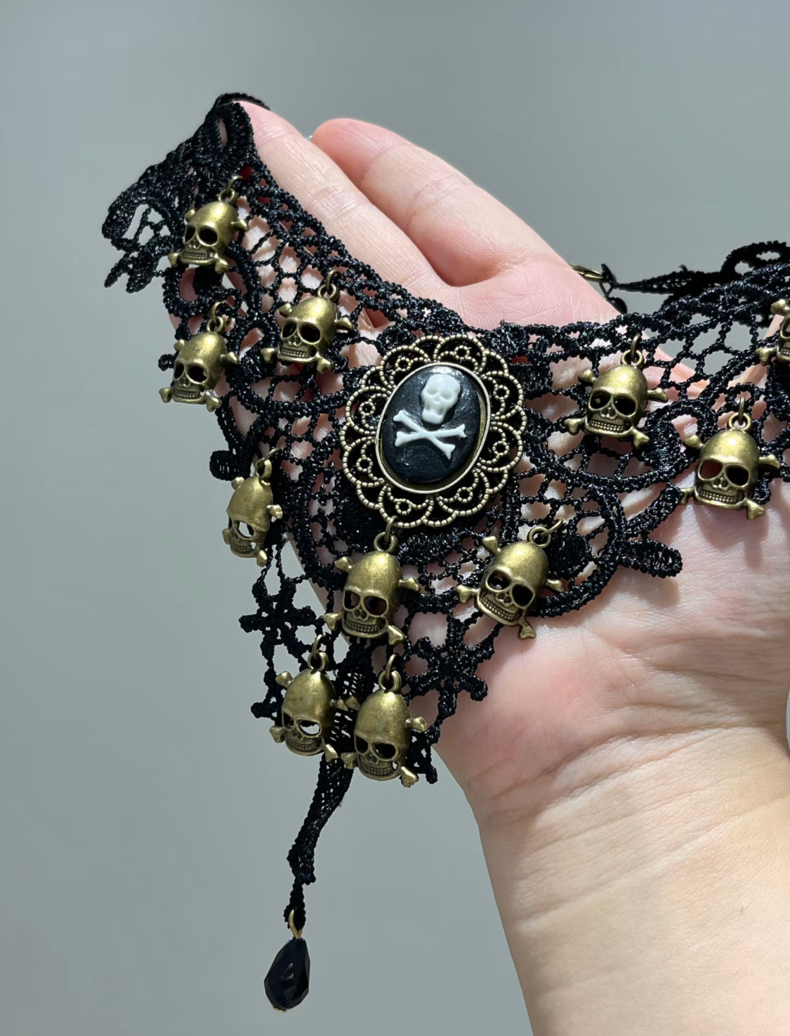 Memento Mori Lace Choker