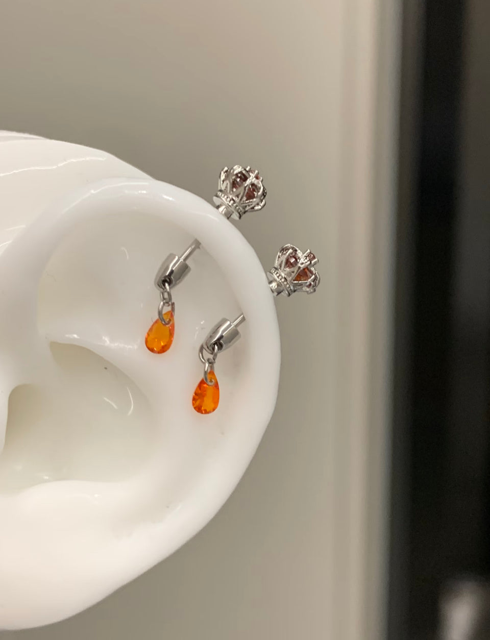 Crown Tear Vertical Helix Earrings