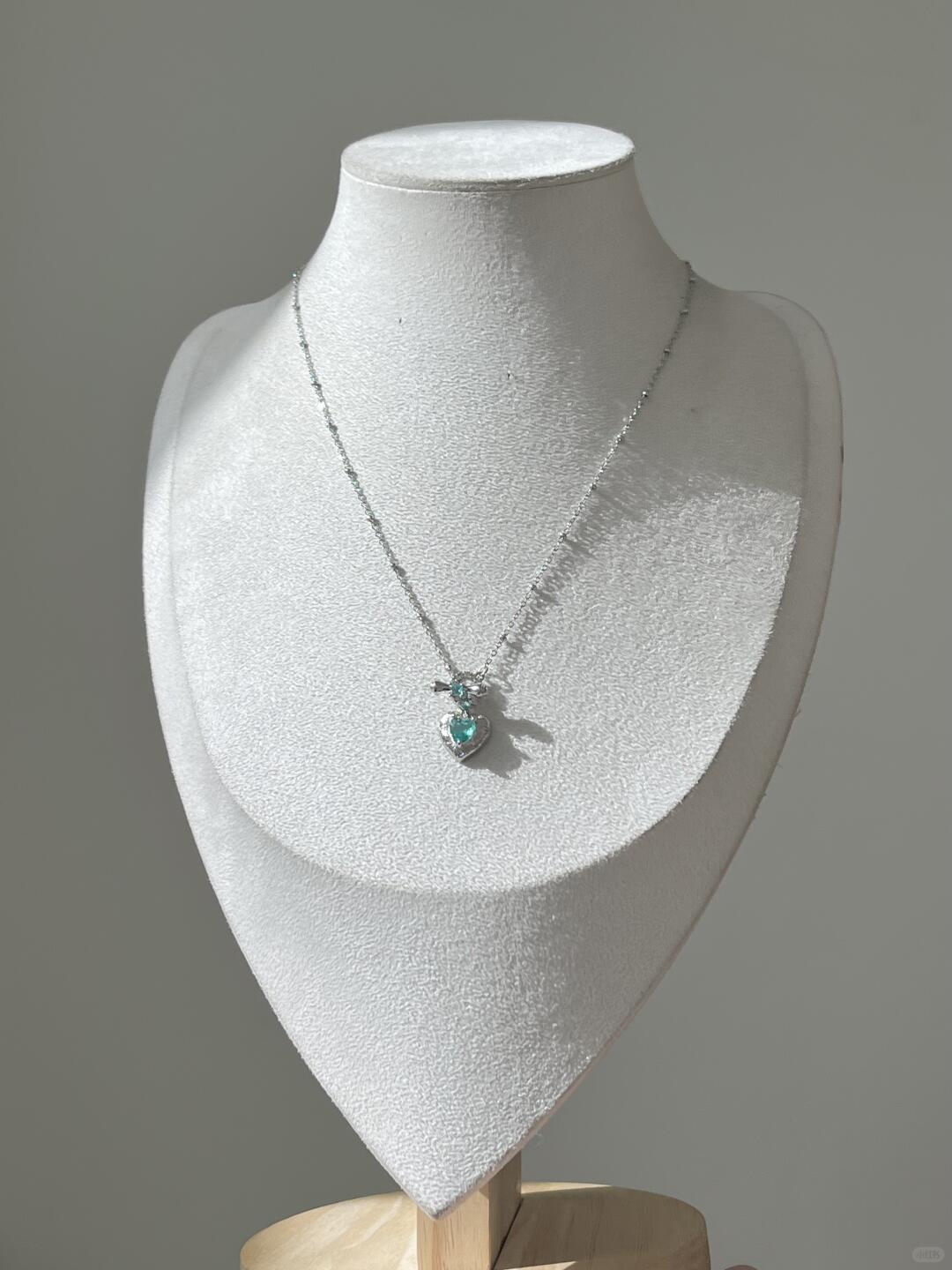 Sparkling Love Knot Necklace