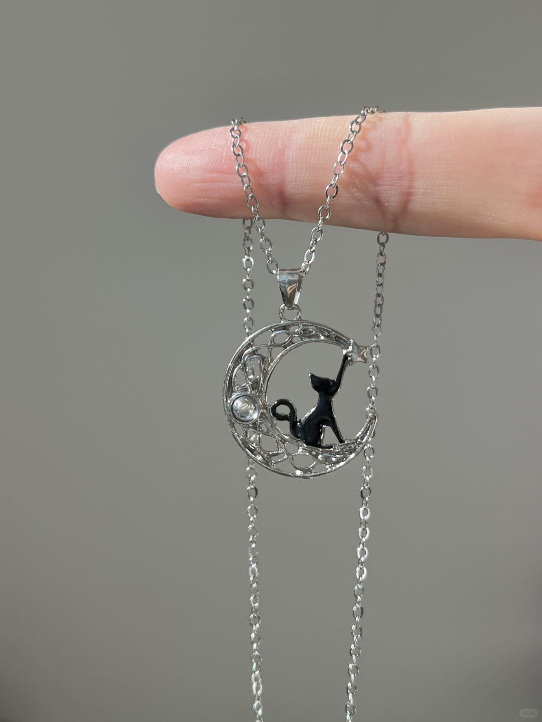 Bohemian Kitty Fiber Necklace