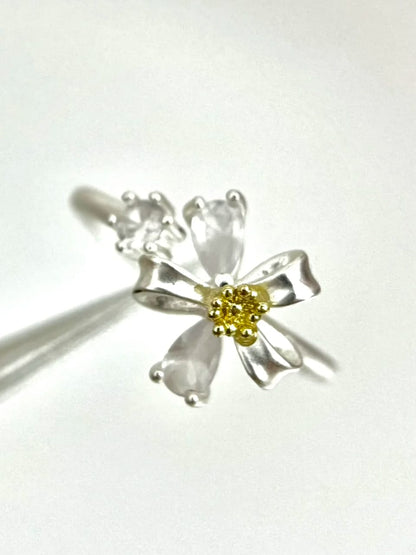 Two-Tone May Flower Ring